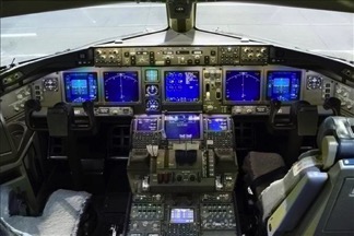 cockpit2